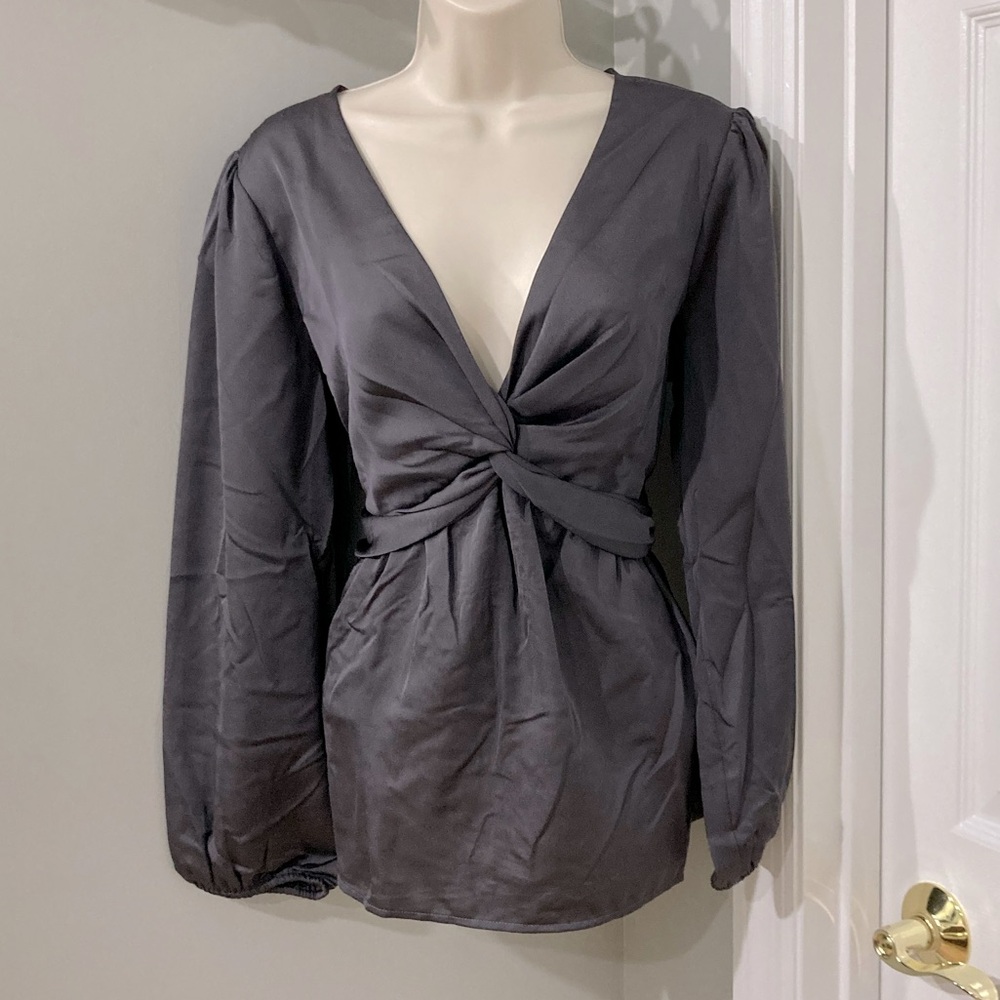 Pleione Never Worn Gray Soft Crossover Top